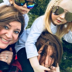 Meet your Posher, Leah